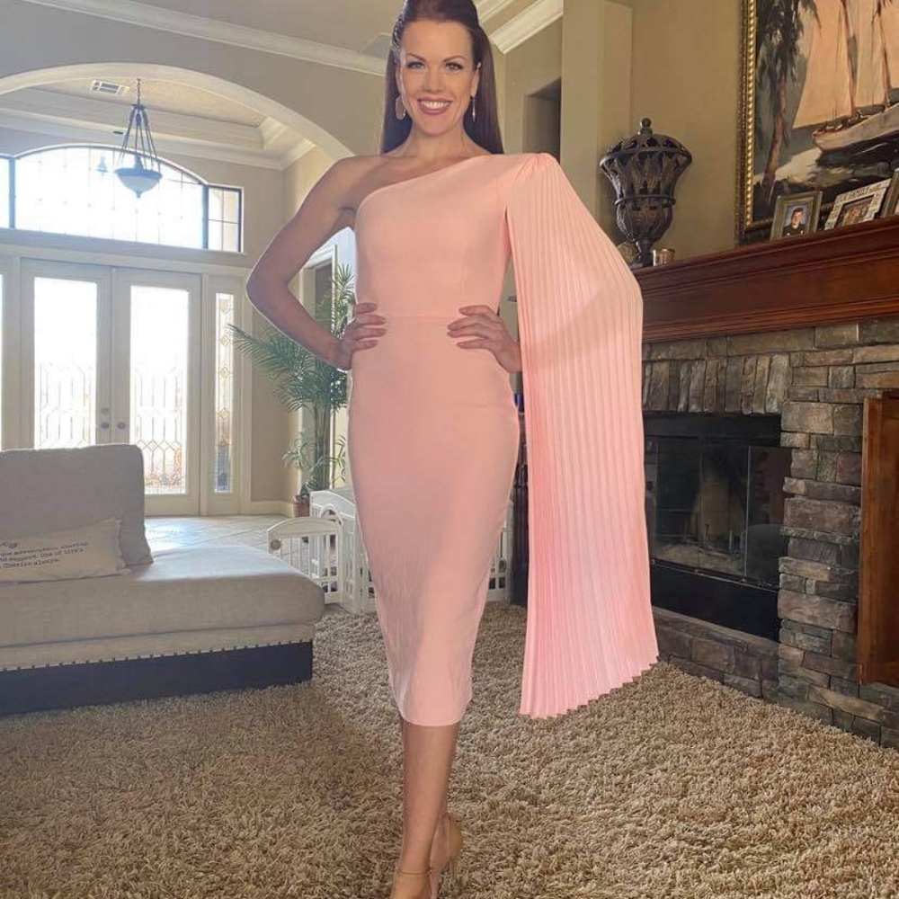 Alex Perry Original soft pink Crepe Midi Dress